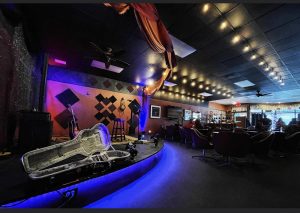 The V'ue Clinton Iowa speakeasy club live music stage