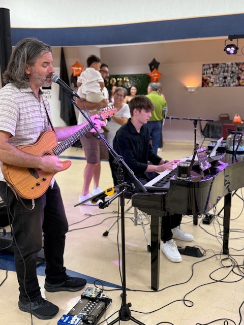Amos and Tom performing together at Elk's Lodge